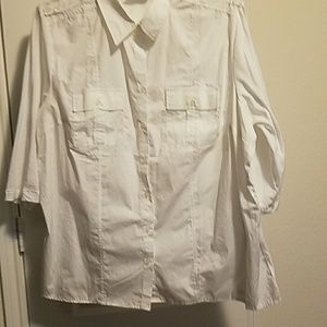 NWT avenue blouse size 22/24